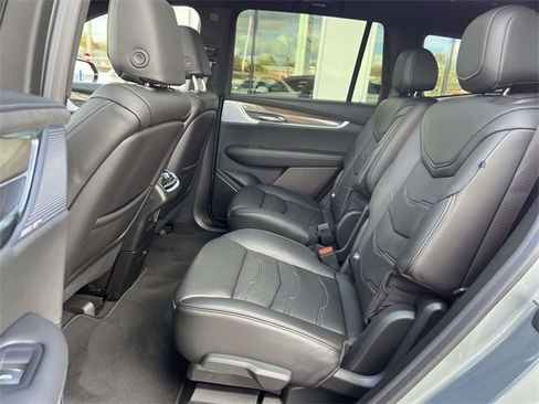 Certified 2024 Cadillac XT6 Premium Luxury w/ Platinum Package image 16