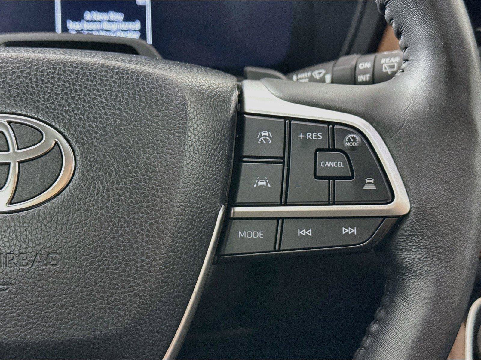 Used 2026 Toyota Grand Highlander AWD image 18