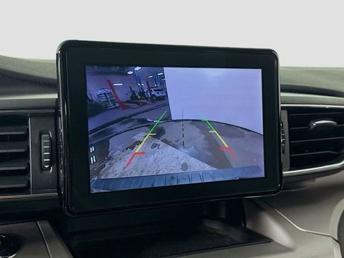 Used 2023 Ford Explorer XLT w/ Equipment Group 202A image 13