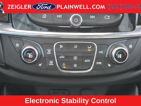 Used 2024 Chevrolet Traverse Premier w/ Redline Edition AWD/4WD image 8