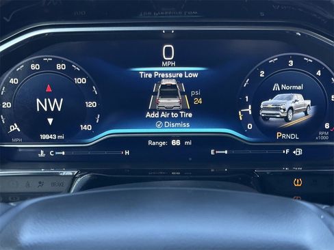 Used 2024 Chevrolet Silverado 1500 LT image 27