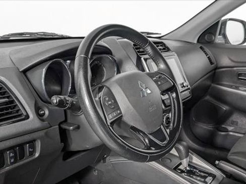 Used 2021 Mitsubishi Outlander Sport SE FWD image 24