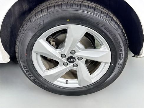 Used 2021 Audi Q3 2.0T Premium image 31