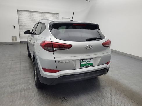 Used 2017 Hyundai Tucson SE image 6
