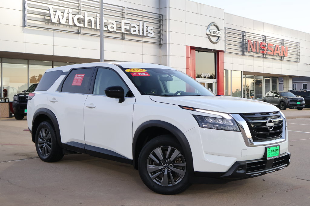 Certified 2024 Nissan Pathfinder S AWD/4WD image 1