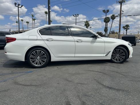 Used 2020 BMW 530i w/ Convenience Package RWD image 6