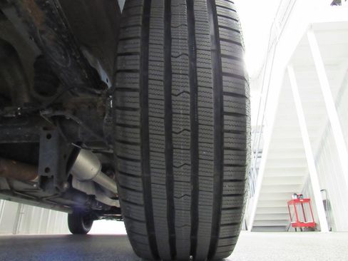 Used 2022 Ford Transit 250 Medium Roof w/ Load Area Protection Package RWD image 26