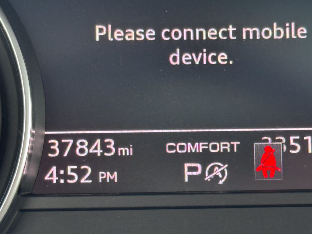 Used 2022 Audi A4 2.0T Premium AWD/4WD image 26