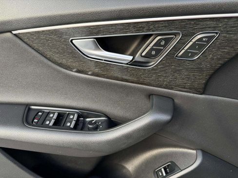 Used 2019 Audi Q8 Premium Plus w/ Premium Plus image 20