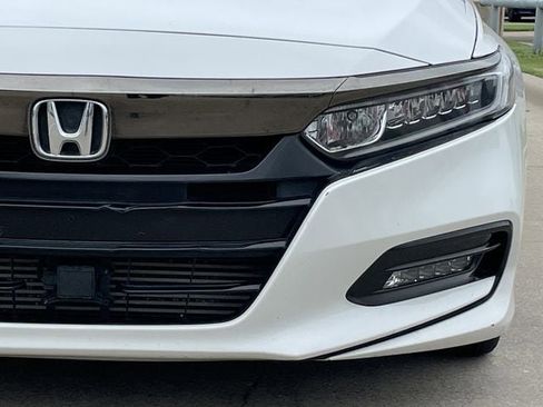 Used 2020 Honda Accord Sport image 8