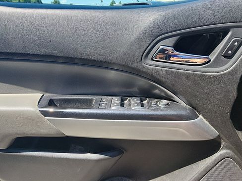 Used 2016 Chevrolet Colorado LT w/ LT Convenience Package RWD image 15