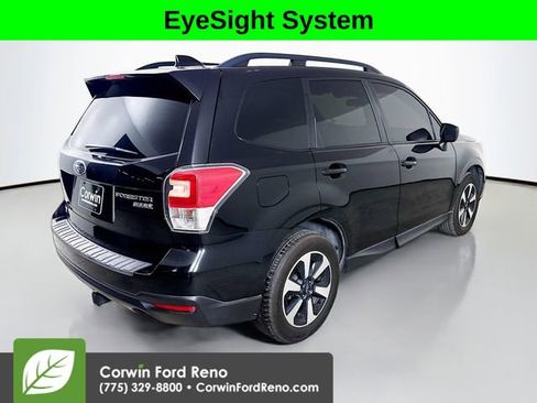 Used 2017 Subaru Forester 2.5i Premium image 7