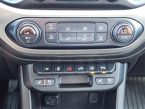 Used 2020 GMC Canyon Denali image 14