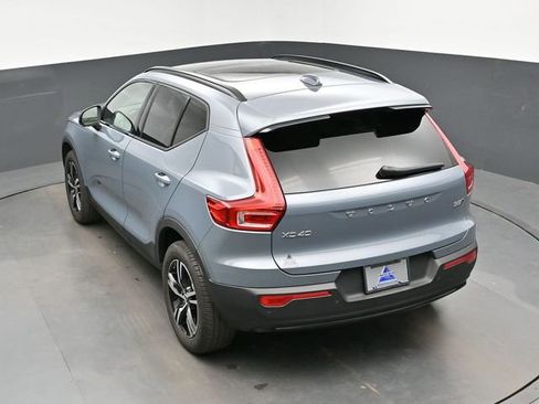Used 2023 Volvo XC40 B5 Plus w/ Protection Package Premier AWD/4WD image 21
