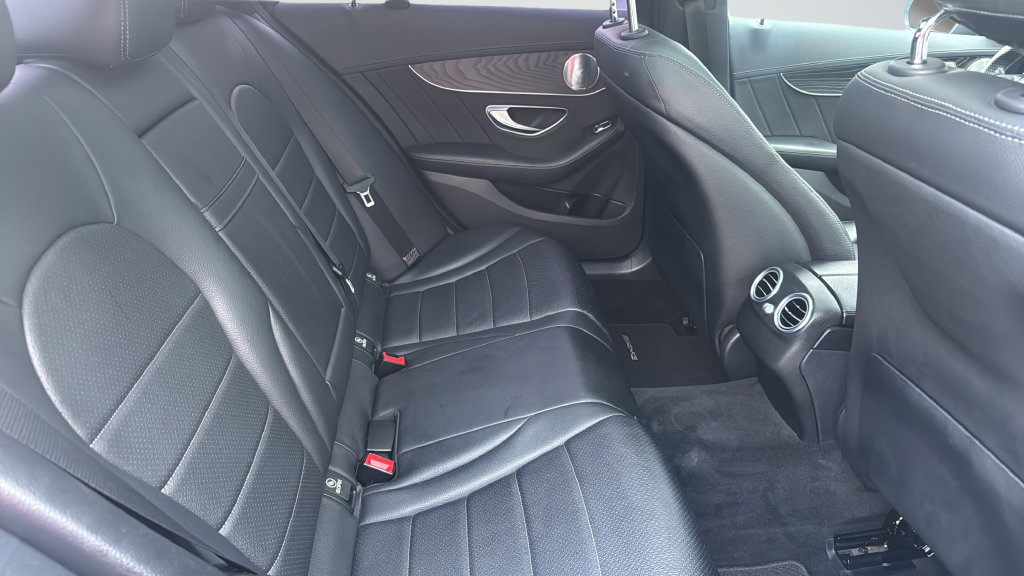 Used 2016 Mercedes-Benz C 300 4MATIC Sedan image 20
