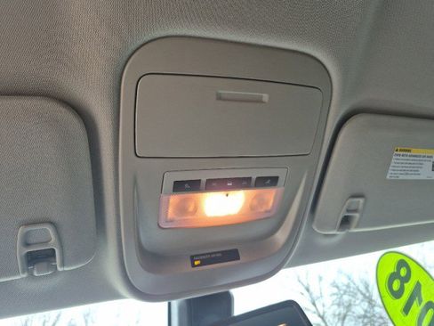 Used 2018 Chevrolet Colorado ZR2 image 33