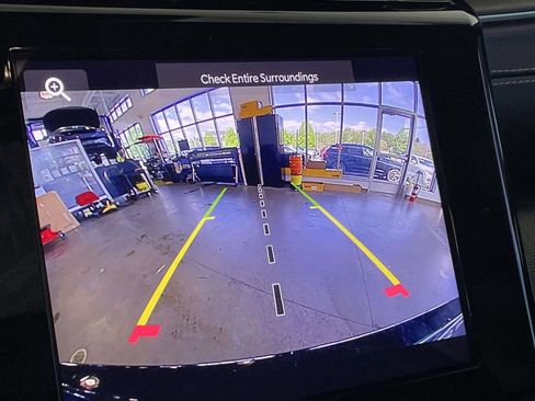 Used 2025 Jeep Grand Cherokee Altitude AWD/4WD image 18