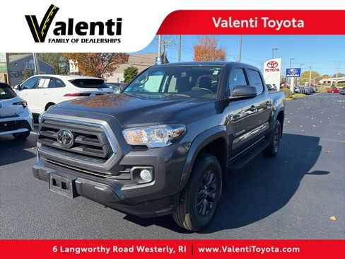 Certified 2022 Toyota Tacoma SR5 image 1