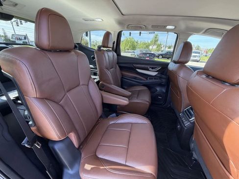 Used 2019 Subaru Ascent Touring AWD/4WD image 17