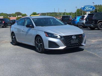 Used 2024 Nissan Altima 2.5 SR