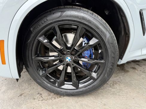Used 2023 BMW X4 M40i w/ Premium Package image 5