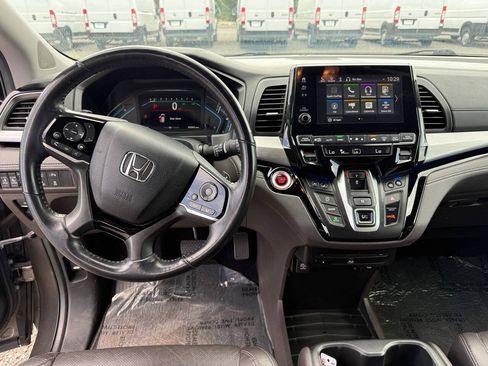 Used 2019 Honda Odyssey Elite image 18