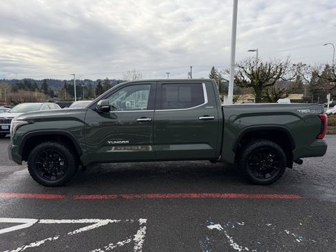 Used 2022 Toyota Tundra Limited image 5