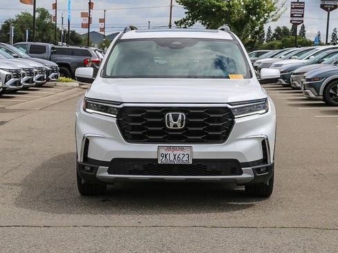 Used 2024 Honda Pilot Elite image 7