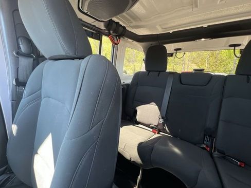 Used 2021 Jeep Wrangler Unlimited Sport AWD/4WD image 13