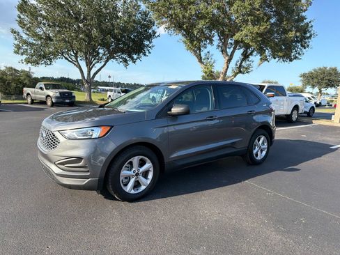 Used 2024 Ford Edge SE AWD/4WD image 16