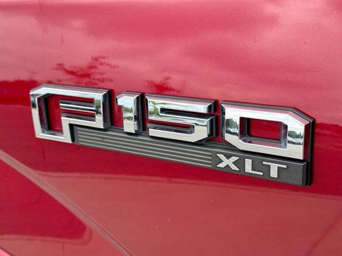Used 2016 Ford F150 XLT w/ Equipment Group 302A Luxury AWD/4WD image 12