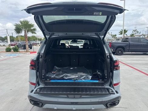 New 2026 BMW X5 xDrive50e w/ M Sport Package AWD/4WD image 6