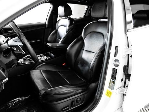 Used 2022 Kia Stinger GT-Line w/ Sun & Sound Package image 35