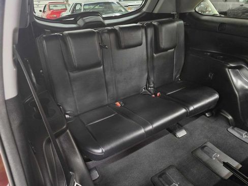 Used 2018 Toyota Highlander XLE AWD/4WD image 9