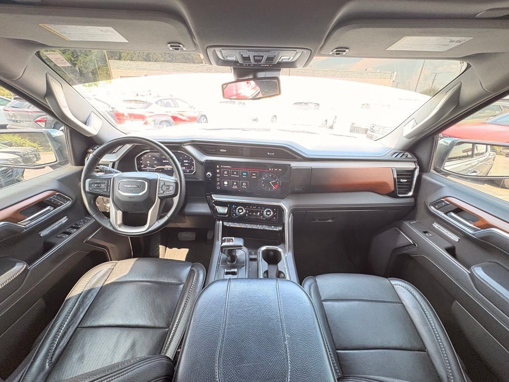 Used 2023 GMC Sierra 1500 Denali AWD/4WD image 29