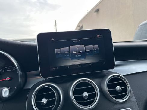 Used 2018 Mercedes-Benz GLC 300 4MATIC image 57