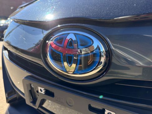 Used 2021 Toyota Prius Prime LE image 11