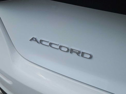 Certified 2023 Honda Accord EX image 12