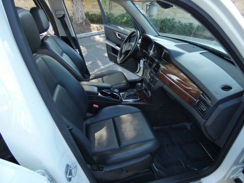 Used 2012 Mercedes-Benz GLK 350 2WD image 24
