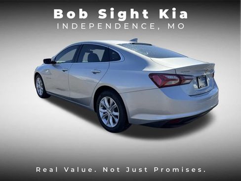 Used 2022 Chevrolet Malibu LT image 12