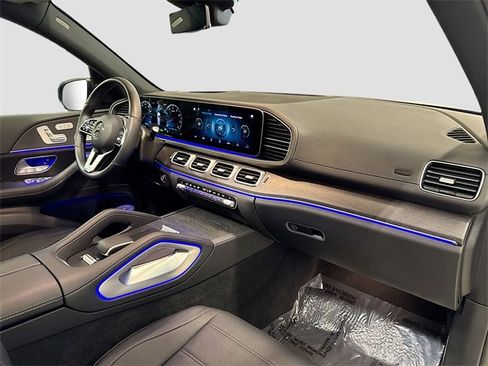 Certified 2022 Mercedes-Benz GLS 450 4MATIC image 32