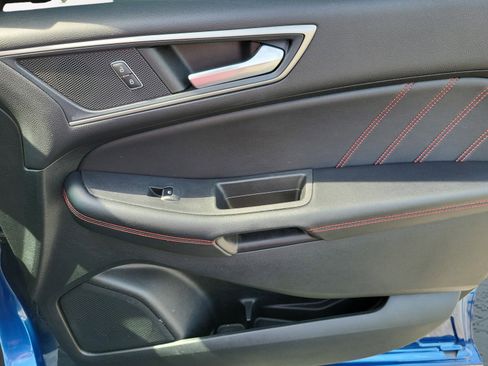Used 2022 Ford Edge ST-Line AWD/4WD image 23