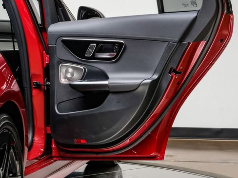 Used 2024 Mercedes-Benz C 300 C 300 image 44