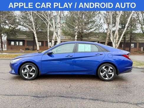Certified 2023 Hyundai Elantra SEL w/ Convenience Package image 4