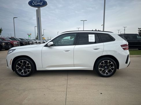 Used 2025 BMW X3 xDrive30 AWD/4WD image 2