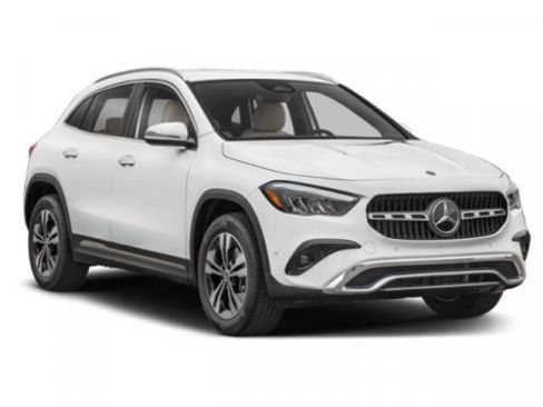 Used 2025 Mercedes-Benz GLA 250 4MATIC image 9