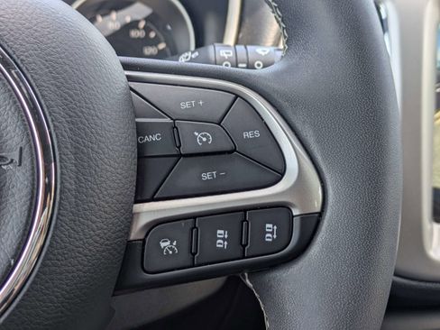 Used 2021 Jeep Compass Latitude w/ Sun and Sound Group FWD image 50
