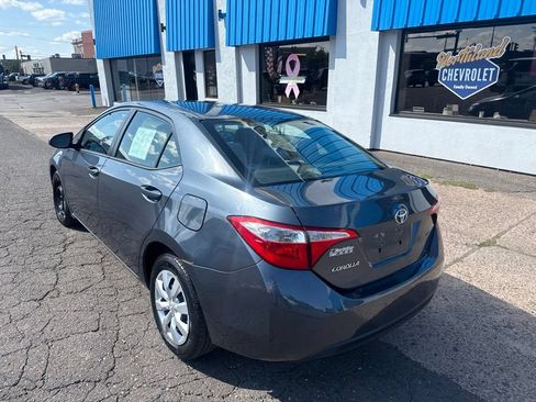 Used 2015 Toyota Corolla LE FWD image 15