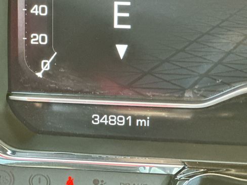 Used 2025 GMC Sierra 1500 SLT image 15