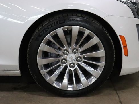 Used 2018 Cadillac CTS Luxury image 40
